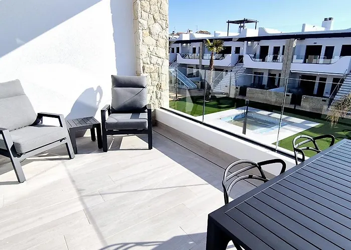 Penthouse Innovabeach Punta Prima Апартаменты *